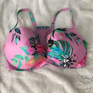 Women’s bathing suit top